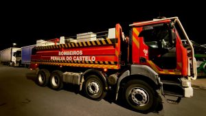 Bombeiros Voluntários de Penalva do Castelo recebem novo Veículo Especial de Combate a Incêndios