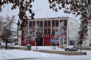 Neve cai em Vila Nova de Paiva no primeiro dia de inverno