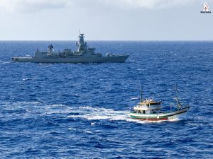 Um morto e quatro desaparecidos após naufrágio de embarcação de pesca ao largo de Aveiro